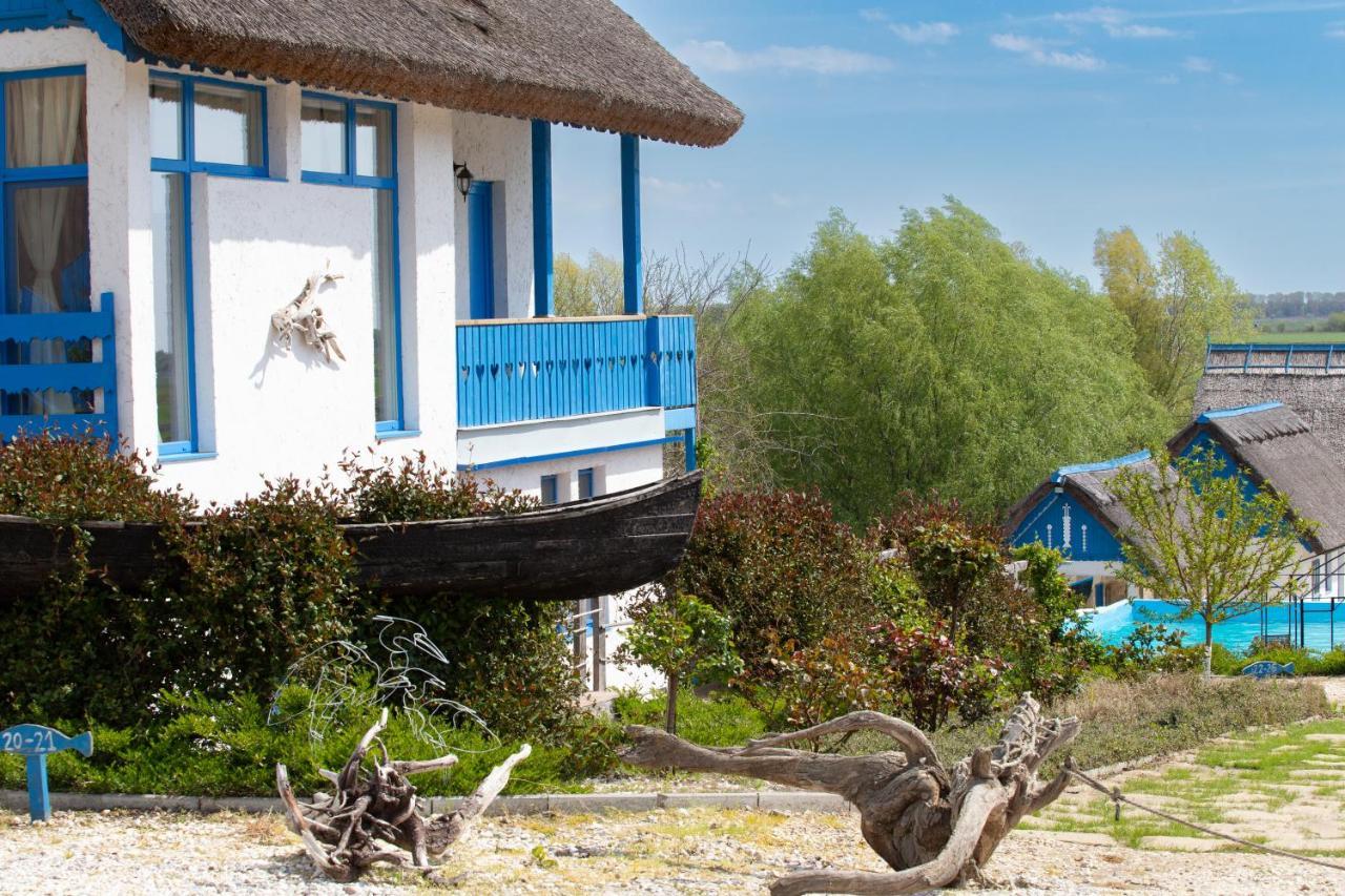 Nena Art Resort Дунавэцу-де-Жос Экстерьер фото