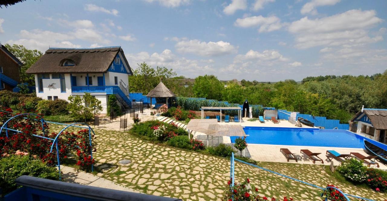 Nena Art Resort Дунавэцу-де-Жос Экстерьер фото