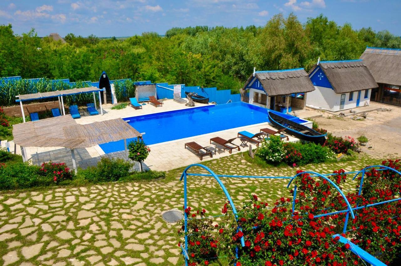 Nena Art Resort Дунавэцу-де-Жос Экстерьер фото
